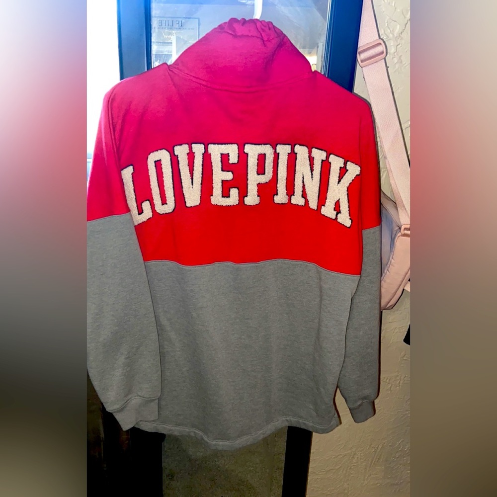 PINK SWEATER